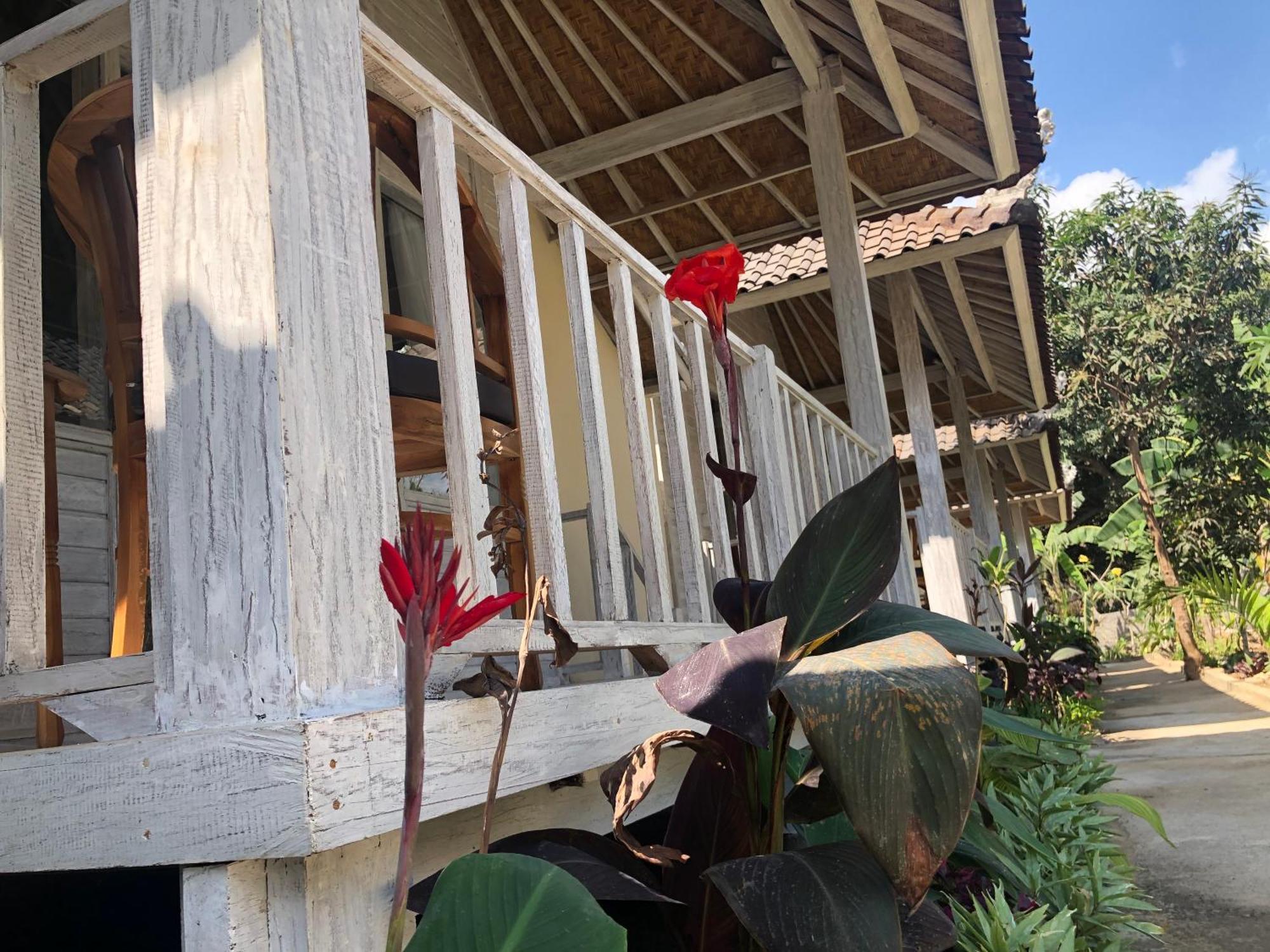 The Lucky Cottage Nusa Lembongan Exterior foto